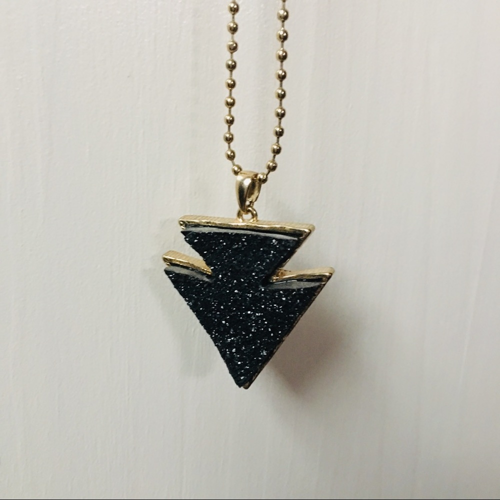 Earthbound Arrow Head Necklace